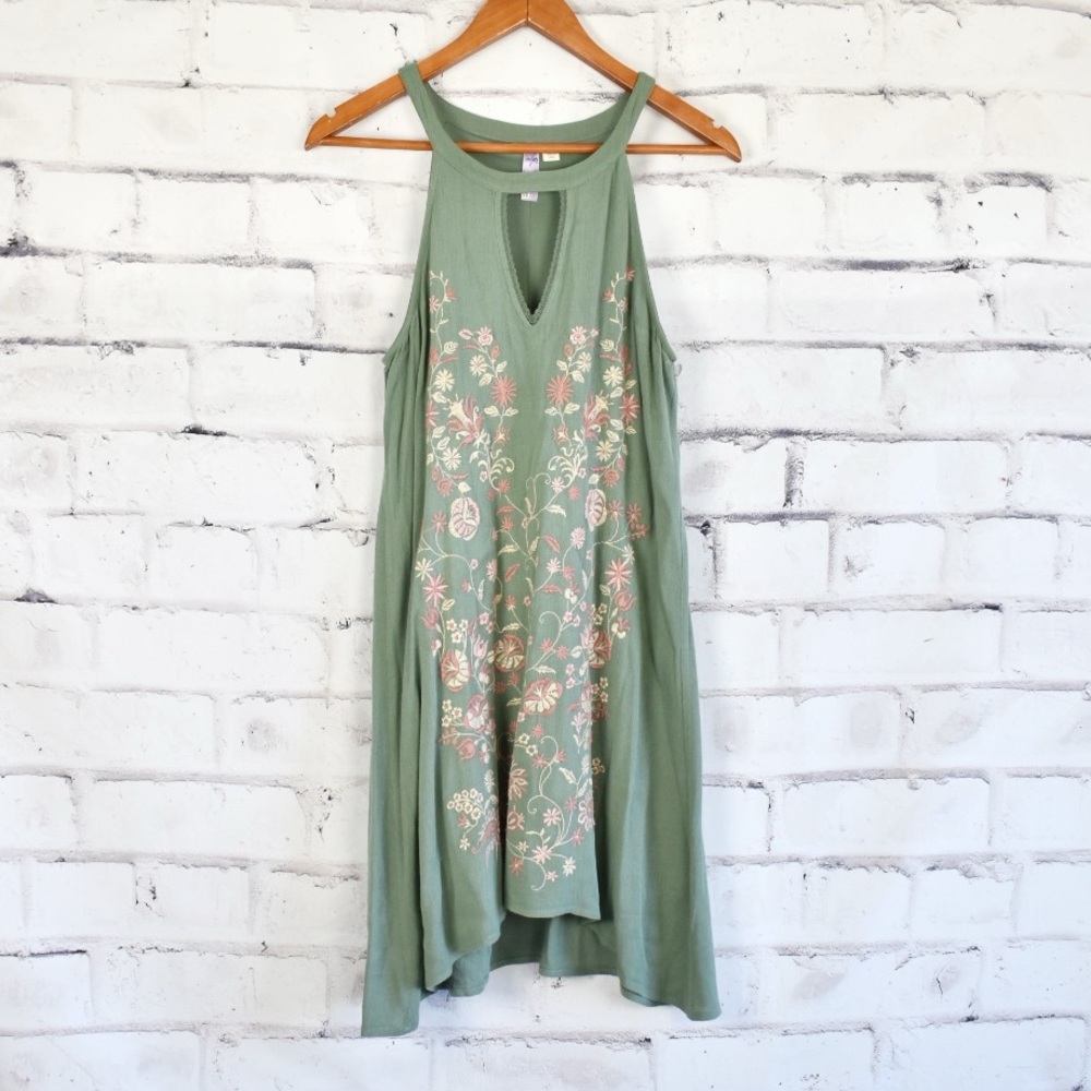Alya Sage Green Embroidered Keyhole Sleeveless A-Line Flowy Midi Dress XS